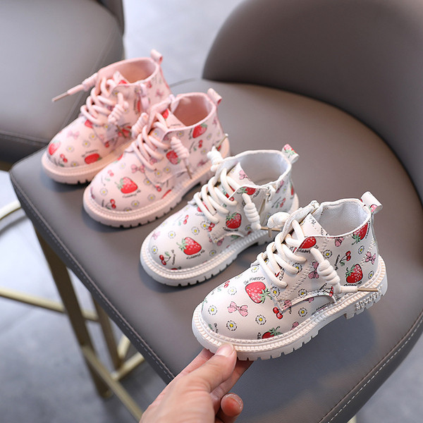 Casual παιδικές μπότες με απλικέ καικορδόνια για κορίτσια