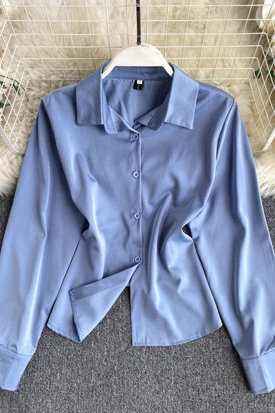 Ženska ležerna košulja s gumbima i klasičnim ovratnikom