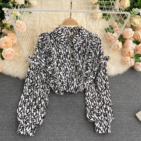 Moodne naiste särk klassikalise krae ja lokkidega