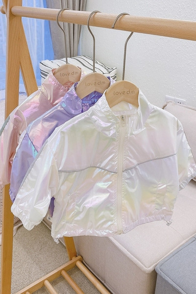 Τρέχον παιδικό μπουφάν για κορίτσια με ψηλό κολάρο και φερμουάρ