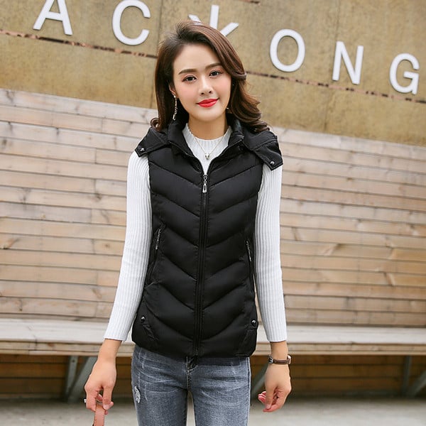 Igapäevane kapuutsiga naistevest