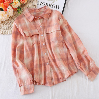 Γυναικείο καρό πουκάμισο με κλασικό γιακά, τσέπη και κουμπιά