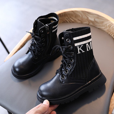 Vabaajakirjaga lastesaapad ja lipsud tüdrukutele