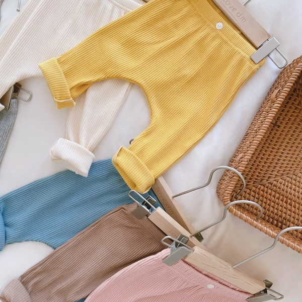 Ελαστικό παιδικό παντελόνι με ψηλή μέση