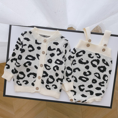 Πλεκτό βρεφικό σετ  για κορίτσια, κορμάκι και ζακέτα με μοτίβο λεοπάρδαλης