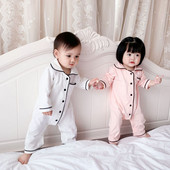 Täielik beebipidžaama pikkade varrukate ja nööpidega