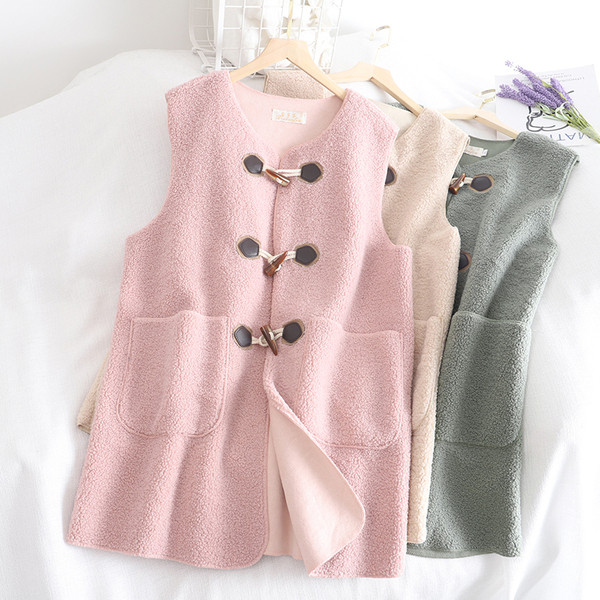 Γυναικείο μακρύ γιλέκο με κουμπιά και τσέπες