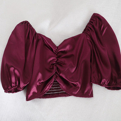 Stílusos női rövid ing gombokkal