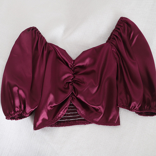 Stílusos női rövid ing gombokkal