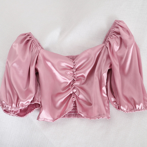 Stílusos női rövid ing gombokkal