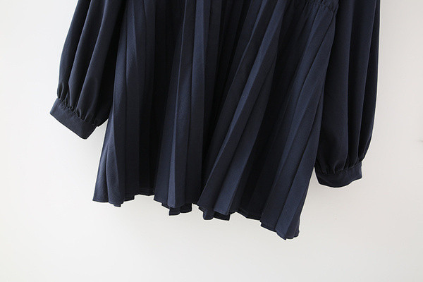 Laia mudeli naiste särk - klassikalise krae ja pikkade varrukatega