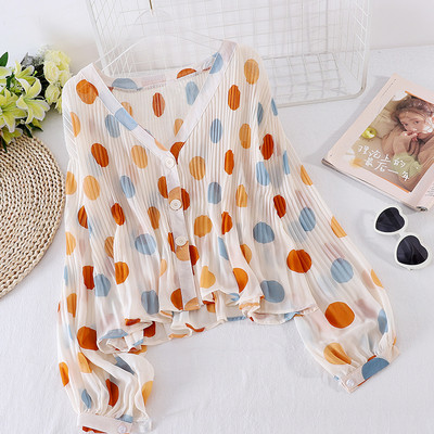 Πλισέ γυναικείο πουκάμισο πουά με λαιμόκοψη