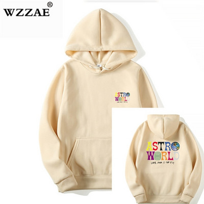 Seljal värvilise aplikatsiooniga sügisene meeste kampsun