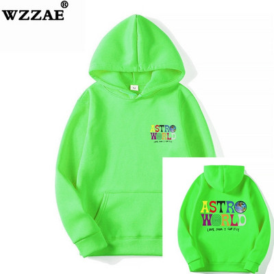 Seljal värvilise aplikatsiooniga sügisene meeste kampsun