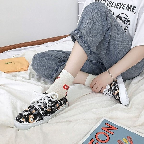 Naiste vabaaja tossud värvi pealekandmisega