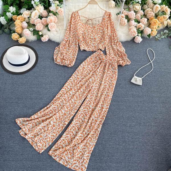 Värviline kaheosaline naiste komplekt