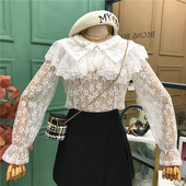 Valge naiste pitssärk pikkade varrukate ja ovaalse kaelusega