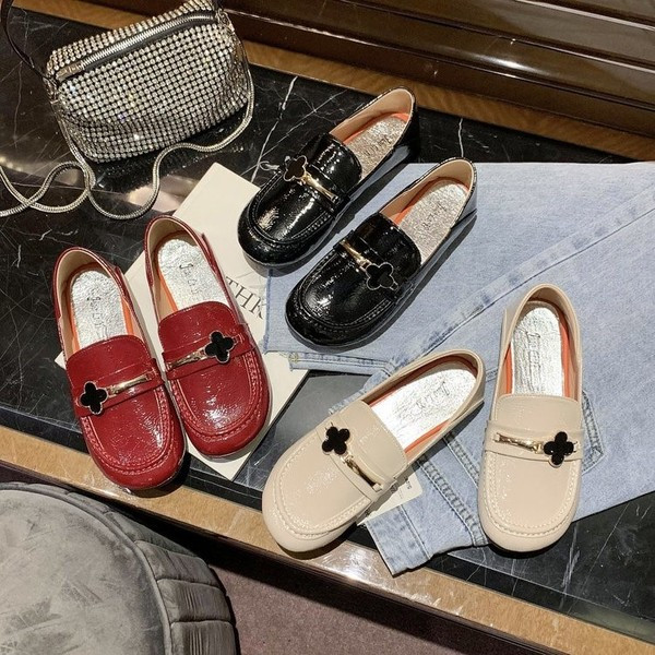 Lameda tallaga lakknahast naiste kingad