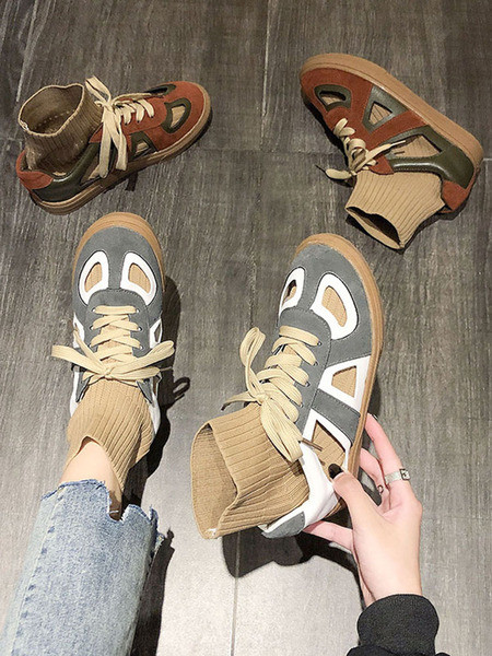 Νέο μοντέλο μοντέρνα γυναικεία αθλητικά παπούτσια  με κομμένα μέρη