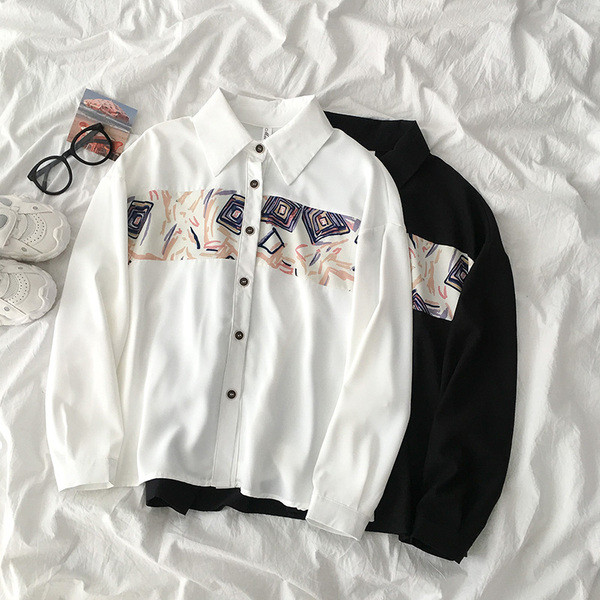 Alkalmi női ing rátéttel és klasszikus gallérral