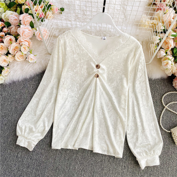 Női bársony ing csipke nyakkivágással és hosszú ujjal