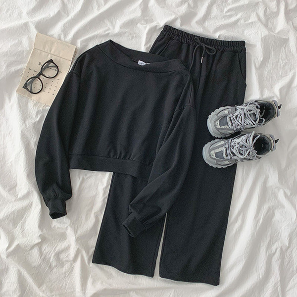 Ženski komplet iz dva dijela - hlače i bluza