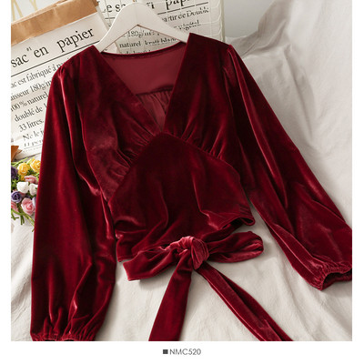 Naiste moodne lipsude ja spitsikaelusega särk