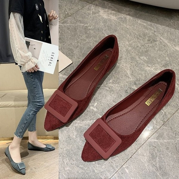 Naiste seemisnahast kingad lameda talla ja pandlaga