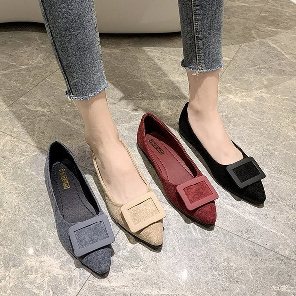 Naiste seemisnahast kingad lameda talla ja pandlaga