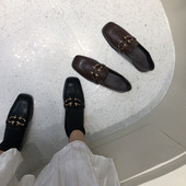 Új modell alkalmi női cipő fém díszítéssel