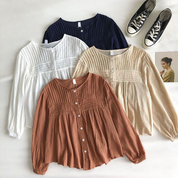 Naiste vabaaja särk – ovaalse kaelusega ja pikkade varrukatega