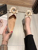 Alkalmi női bőr cipő fém elemmel