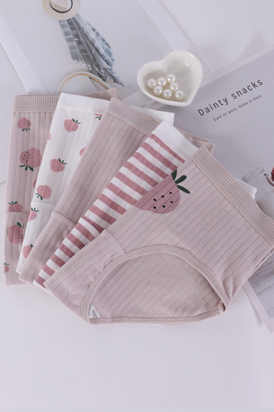 Viiest erineva mustriga naiste bikiinide komplekt