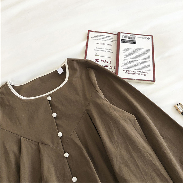 Új modell női ing négyzet alakú nyakkivágással és hosszú ujjal