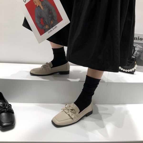 Női alkalmi cipő fűzős