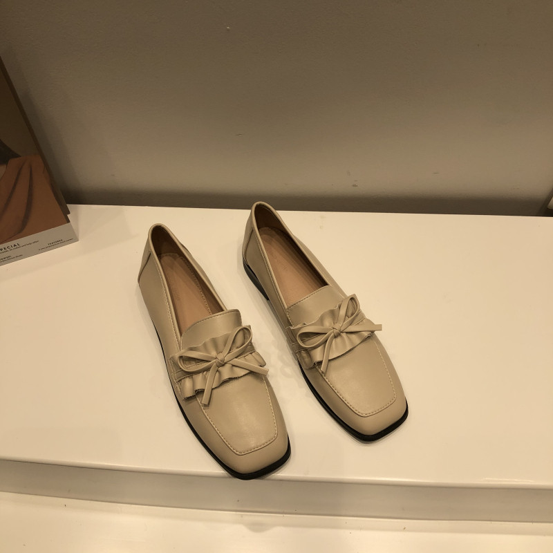 Női alkalmi cipő fűzős