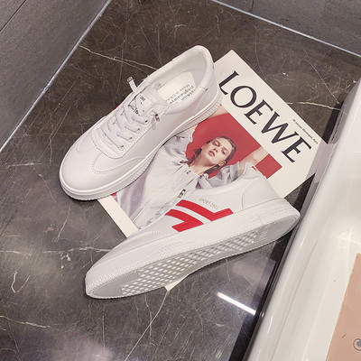 Eko bőrből készült alkalmi női tornacipő fehér színben