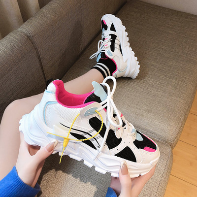 Γυναικεία αθλητικά αθλητικά παπούτσια με κορδόνια και τραχιά σόλα