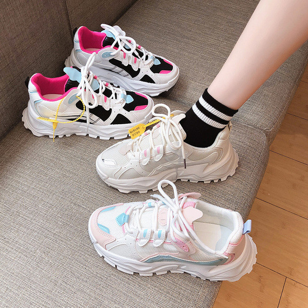 Γυναικεία αθλητικά αθλητικά παπούτσια με κορδόνια και τραχιά σόλα