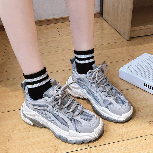 Naiste vabaajalised paelte ja kõrge tallaga sügistossud