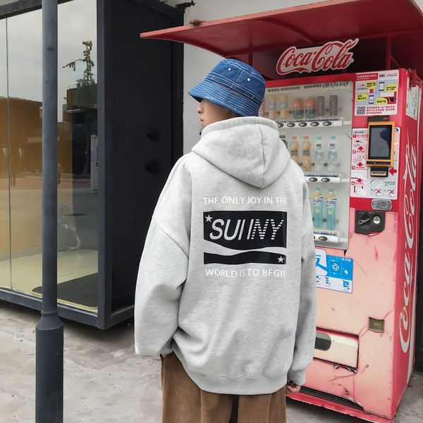 Φθινοπωρινό ανδρικό φούτερ με κουκούλα και επιγραφές