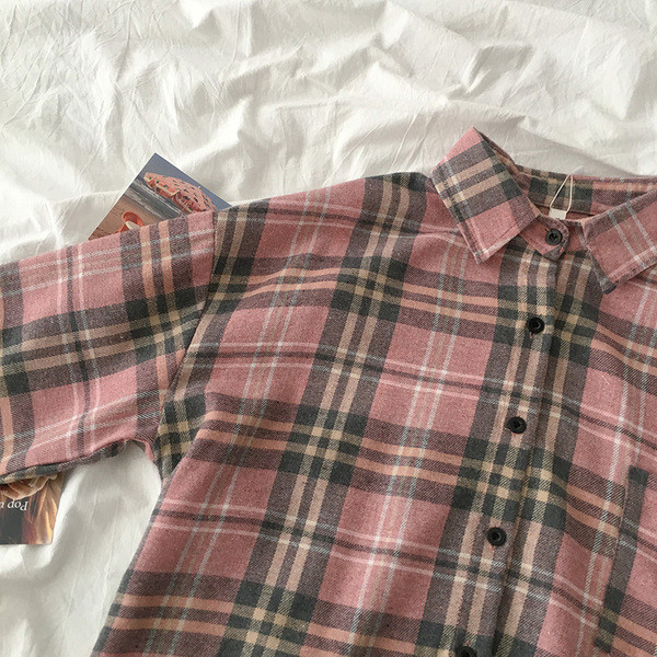 Retro stílusú kockás női ing zsebbel