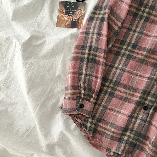 Retro stílusú kockás női ing zsebbel