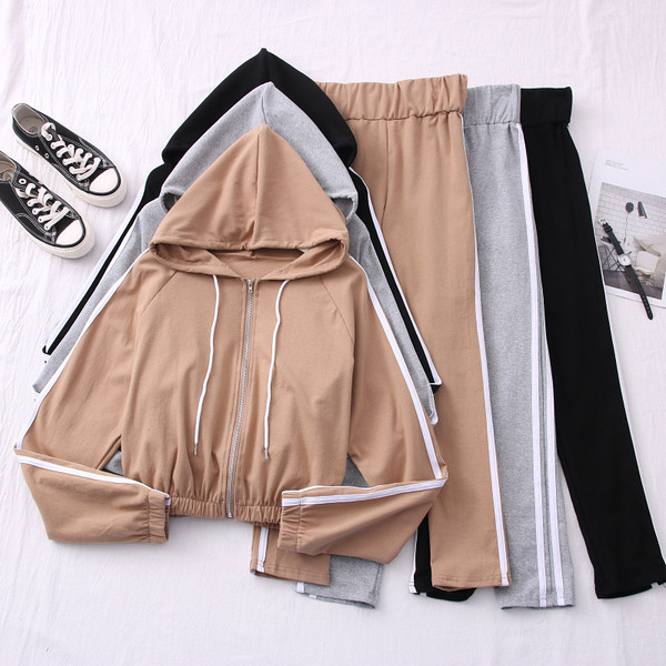 Napi női szett kétrészes pulóver + nadrág