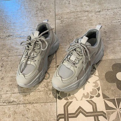 Αθλητικά και καθημερινά γυναικεία παπούτσια με πλατφόρμα 6 cm