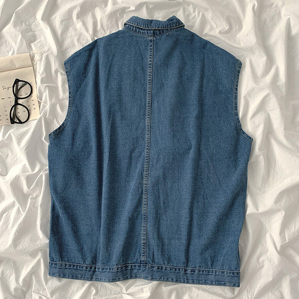 Γυναικείο γιλέκο τζιν με κουμπιά
