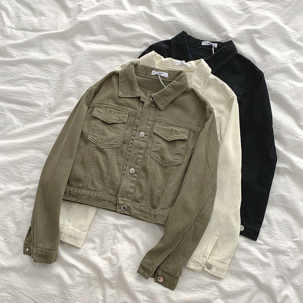 Naiste lühike taskute ja pikkade varrukatega jope