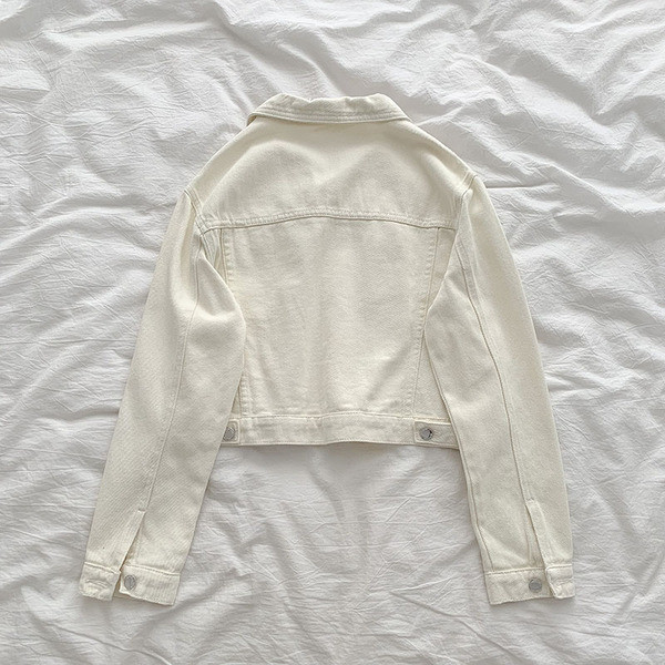 Naiste lühike taskute ja pikkade varrukatega jope