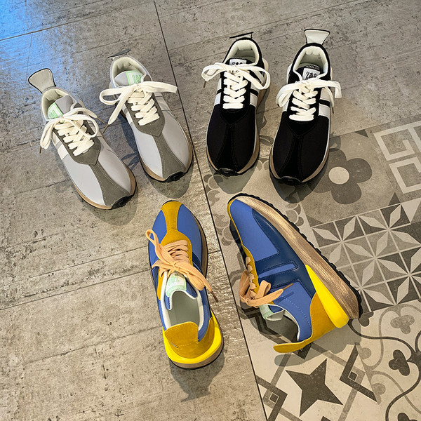 Casual γυναικεία αθλητικά παπούτσια κατασκευασμένα από έκο δέρμα με επίπεδη σόλα