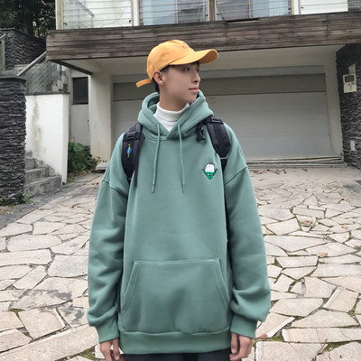 Široki muški sweatshirt s kapuljačom